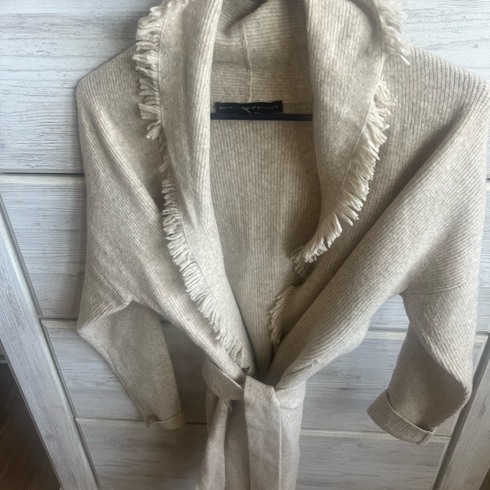 White House Black Market Cream Knit Cardigan